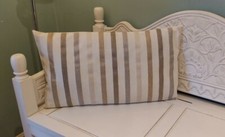 HANDMADE cushion cover Use