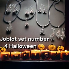 Joblot Of Necklaces And Earrings Set Of 4. Halloween Party & Gift Pouches! 