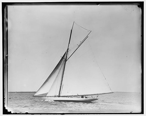 Photo columbia sloop - sloop, 1899