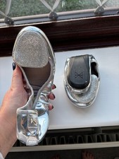 BUTTERFLY TWIST Evie Silver Folding Ballet Shoes . Size 6 / 39. BNIB RRP £55