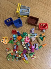 Playmobil shopping trolley, crates and groceries