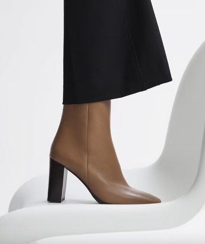 Casey square toe - toe, block