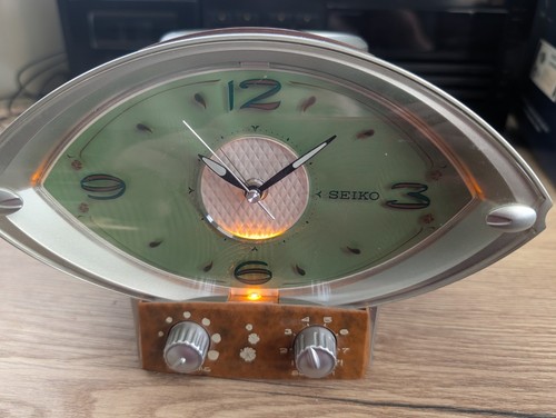 Seiko eye shaped - eye,
