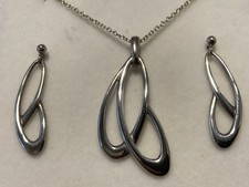 Ortak Sterling Silver Pendant Necklace & Earrings Set by Malcolm Gray (Boxed)