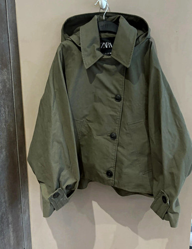 Zara khaki small water - zara,