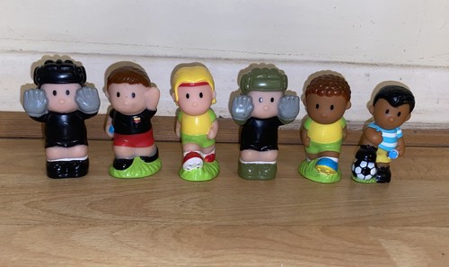 Happyland football team figure - football,