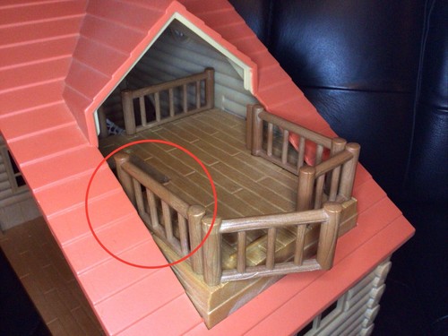 Sylvanian families log cabin - families,