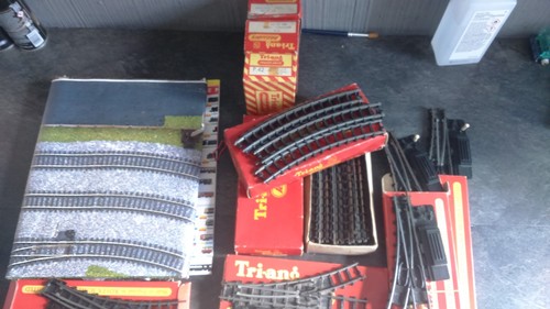 Triang track mat and - and,