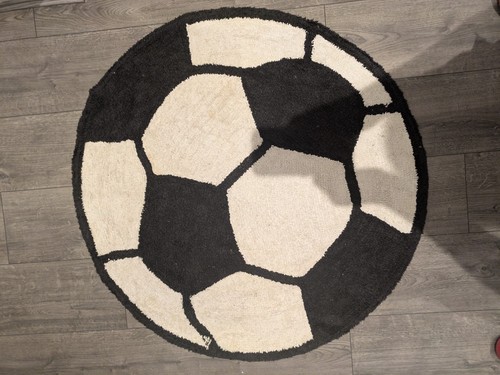 Football rug white black - rug, good