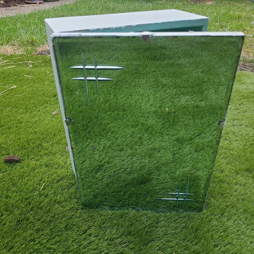 Retro mid century - mid-century, mirrored