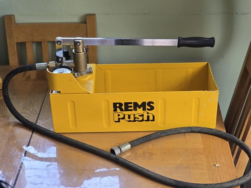 Manual test pump - manual, rems