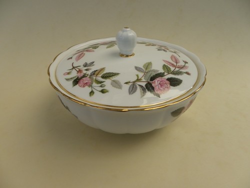Wedgwood bone china hathaway - bone,