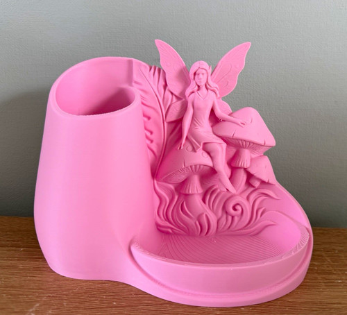 Fairy desk organiser