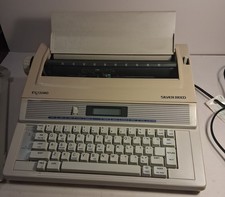 Vintage Silver Reed EX133MD Electric Typewriter ~ Working