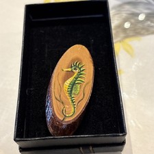 Vintag  Hand Painted Wooden Seahorse Brooch Pin In Gift Box