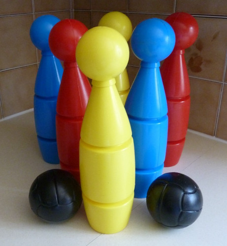 Vintage pin bowling game - bowling,
