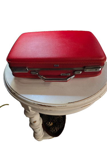 American tourister escort hard - tourister,