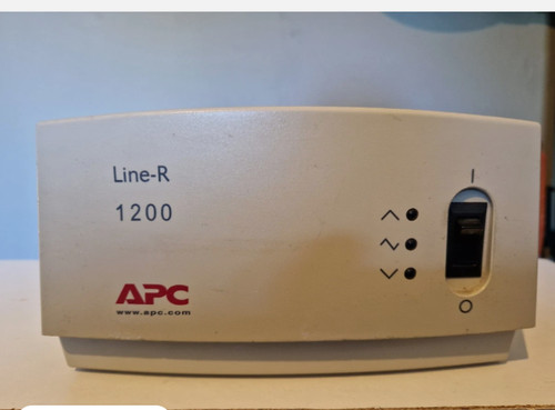 Apc line 1200 power - line-r,