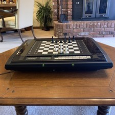 VTG Fidelity Chess Chesster