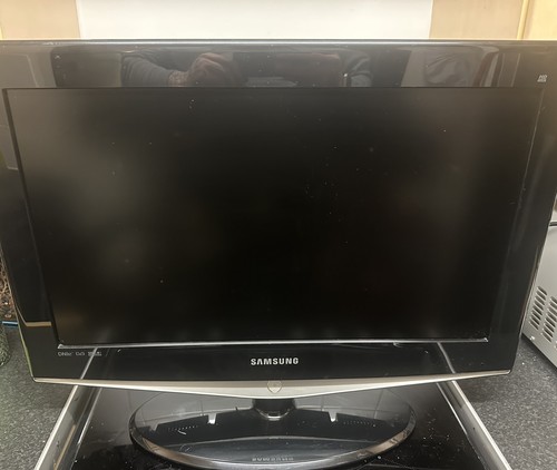 Samsung le26r74bd 720p hd - samsung,
