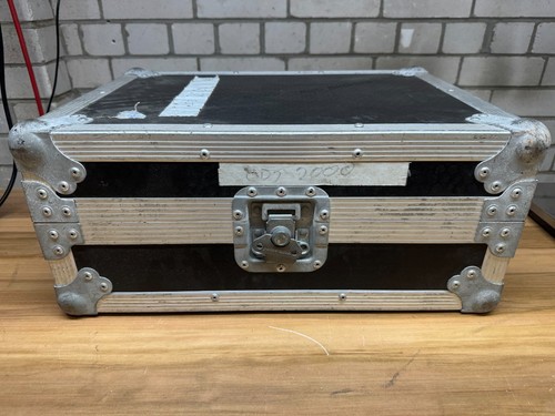 Show case road - case,