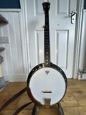 Deering Sierra Mahogany 5 String Right Hand Banjo and Deluxe Hardshell Case