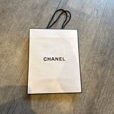 Chanel white gift - chanel,