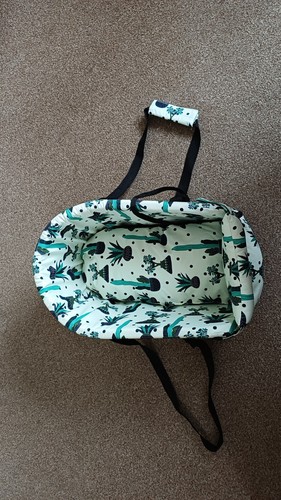 Small dog car seat