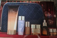 Estee Lauder The Glow Effect Skincare Gift Set  contains Advanced Night Repair 