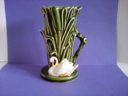 Vintage sylvac green vase with - sylvac,