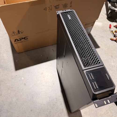 Boxed apc smart ups - boxed, x