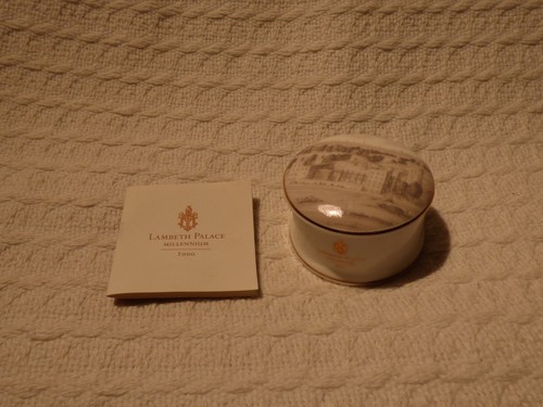 Ceramic souvenir pill trinket - ceramic,