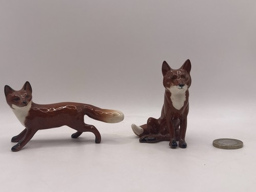 Beswick foxes standing - beswick,