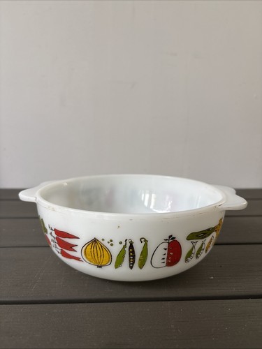 Vintage pyrex dish - vintage,