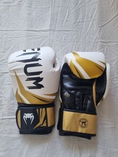 Venum 14 oz white, black and