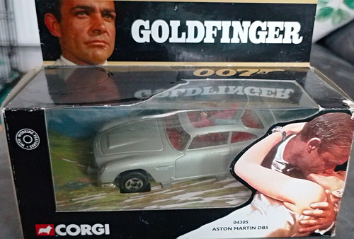 Corgi james bond - james, 007