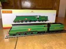 Hornby R3435 SR Green 4-6-2