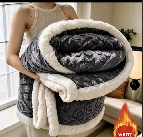 Velvet thick bed blanket - ,