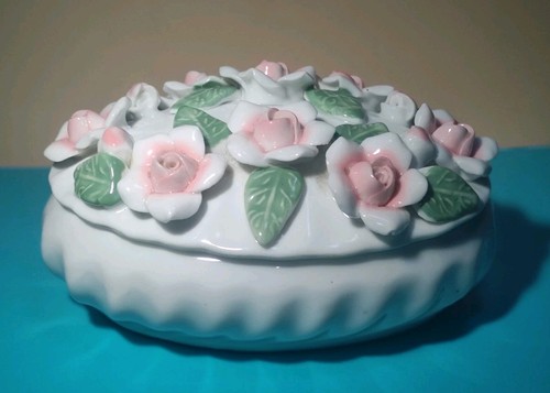 Porcelain trinket box bowl - box,