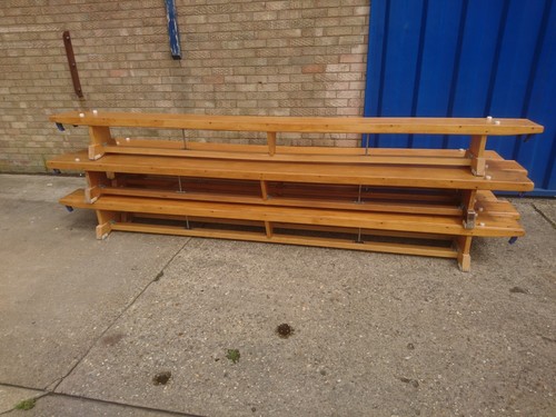 Wooden gym bench old school - gym,