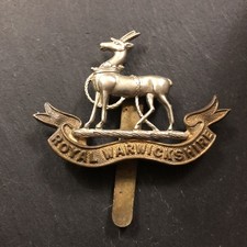 The Royal Warwickshire Regiment WW2 Cap Badge