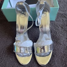 Essex Glam Silver High Heel
