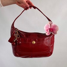 Vintage coach shoulder bag in