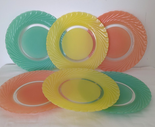 Duralex pastel dinner plates - 6,