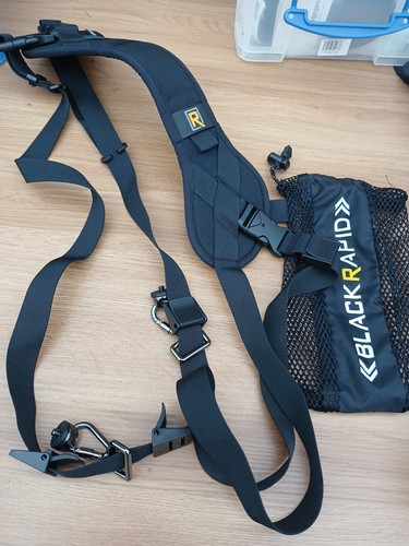 Blackrapid dual camera - dual, sling