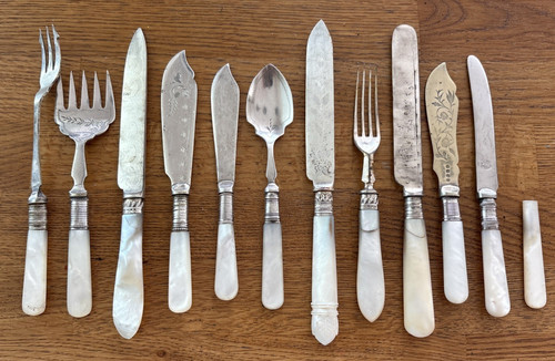 Silver plate flatware - plate, 11