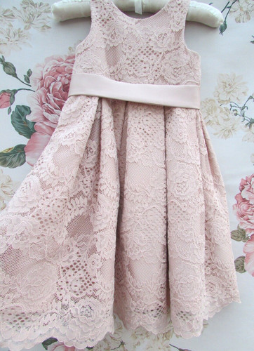 Pink lace bridesmaid party - pink,