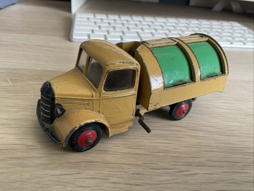 Vintage dinky toys bedford - vintage,