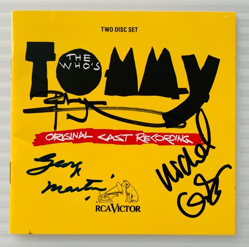 Pete townshend group signed - group,