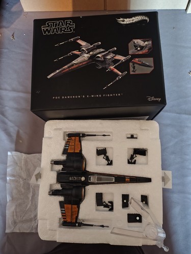 Hotwheels dhg08 star wars - dhg08,